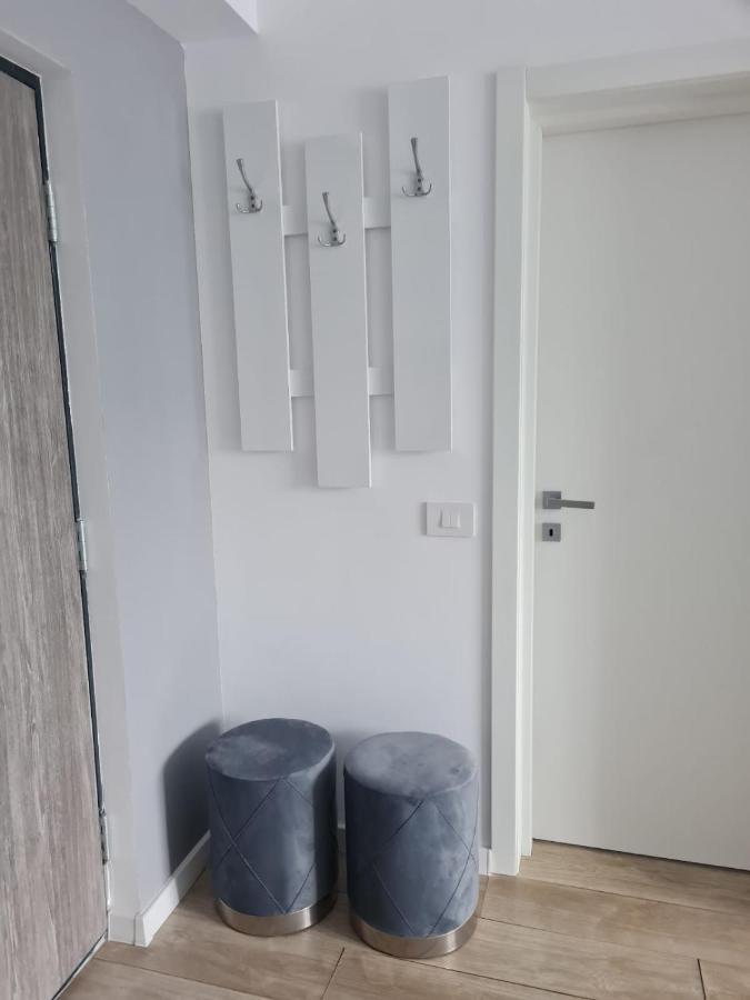 Phoenix Luxury Apartment Oradea Buitenkant foto